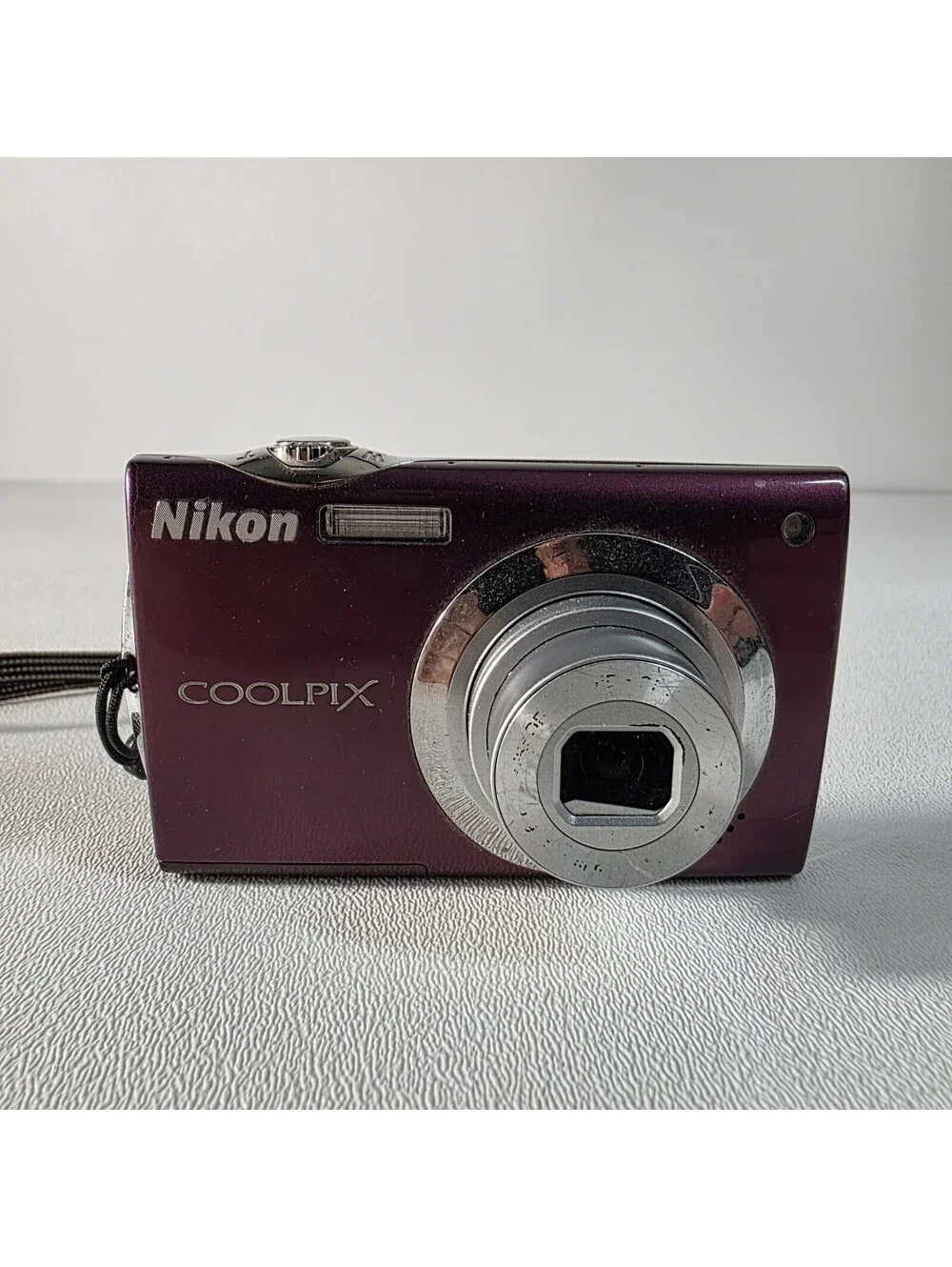 Nikon Coolpix S4000 Plum Digital Camera  Parts Or Repair Lens Error